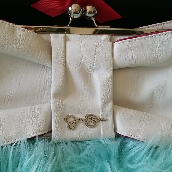 Jessica Simpson Clutch - Picture 2 of 6